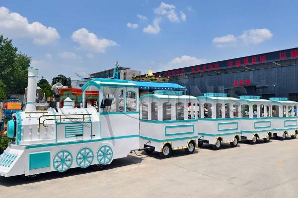 trackless electric trains for sale at Dinis